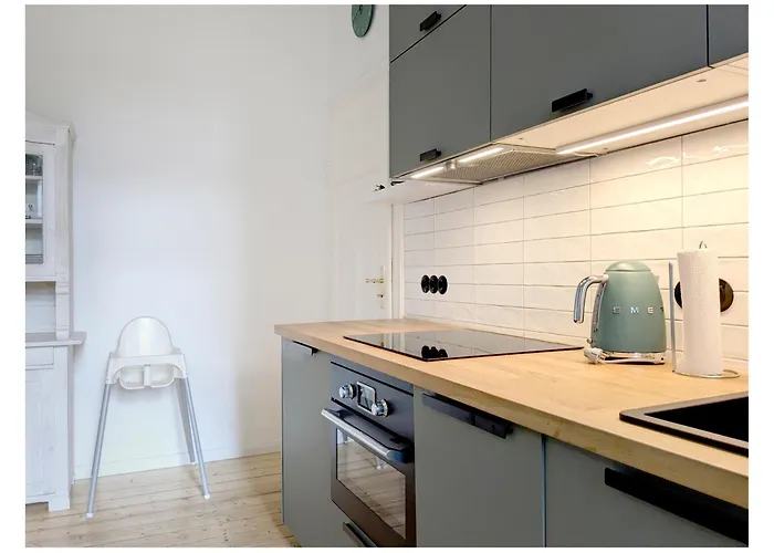 2 Zi Whg Zentral, Altbau, Renoviert 4p Hannover