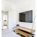 2 Zi Whg Zentral, Altbau, Renoviert 4p *