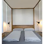 2 Zi Whg Zentral, Altbau, Renoviert 4p Hannover
