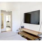 2 Zi Whg Zentral, Altbau, Renoviert 4p Daire