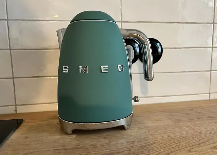 2 Zi Whg Zentral, Altbau, Renoviert 4p * Hannover